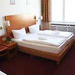 Aster An Der Messe Hotel