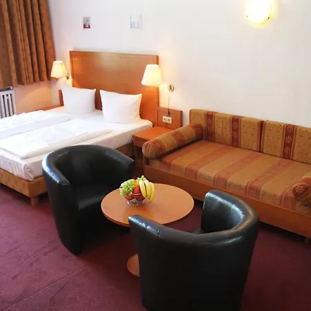 Hotel Aster An Der Messe 3*