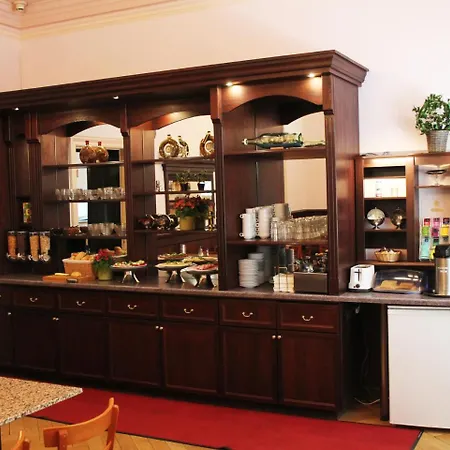 Hotel Aster An Der Messe 3*