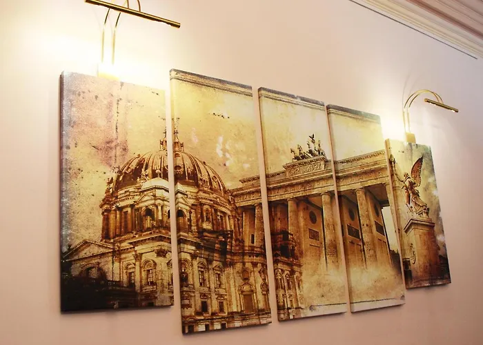 أستر ان دير ميسي فندق