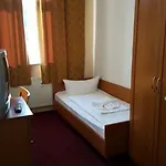 酒店 梅斯奥斯特酒店 3*