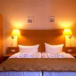 酒店 梅斯奥斯特酒店 3*