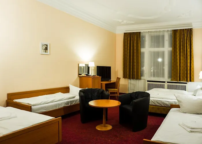 Aster An Der Messe Hotel 3*