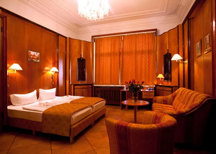 Hotel Aster An Der Messe 3*