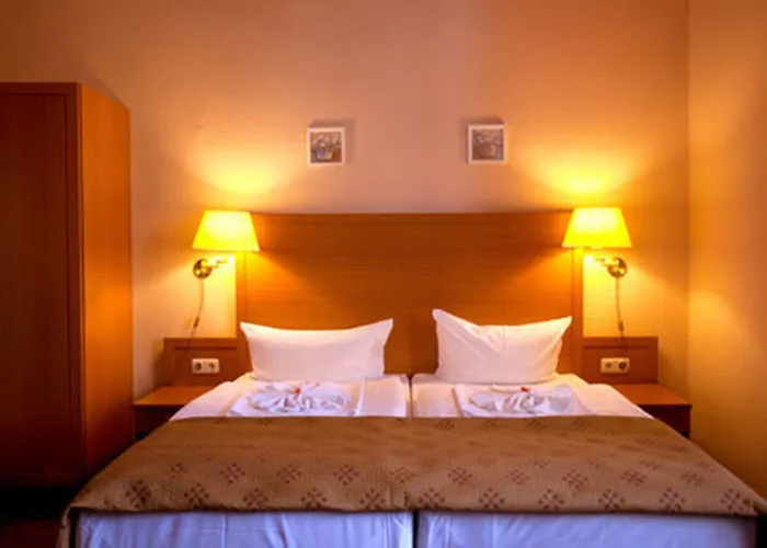 Hotel Aster An Der Messe 3*