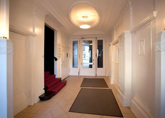 Aster An Der Messe 3*