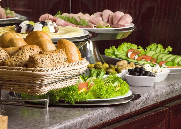 Aster An Der Messe 3*