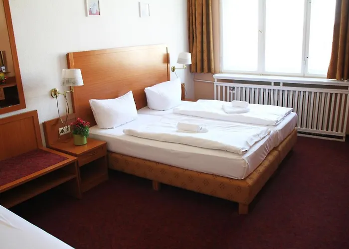 Aster An Der Messe Hotel