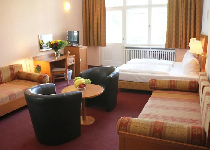 Aster An Der Messe Hotel