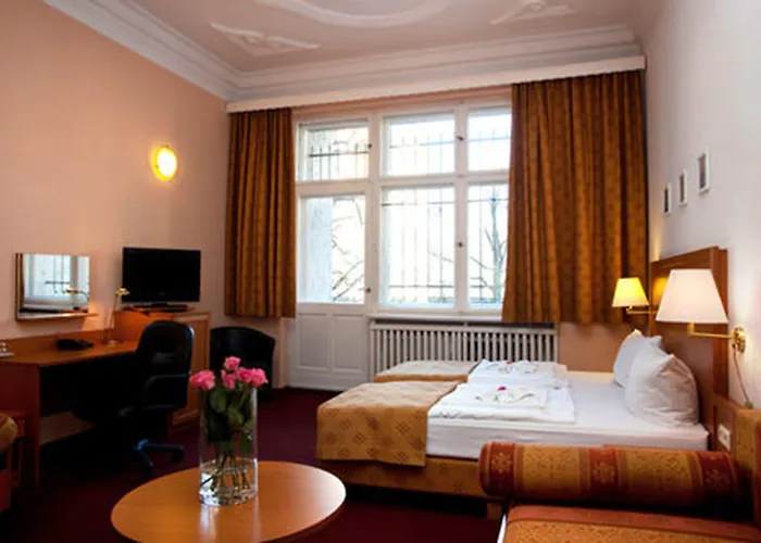 أستر ان دير ميسي 3*